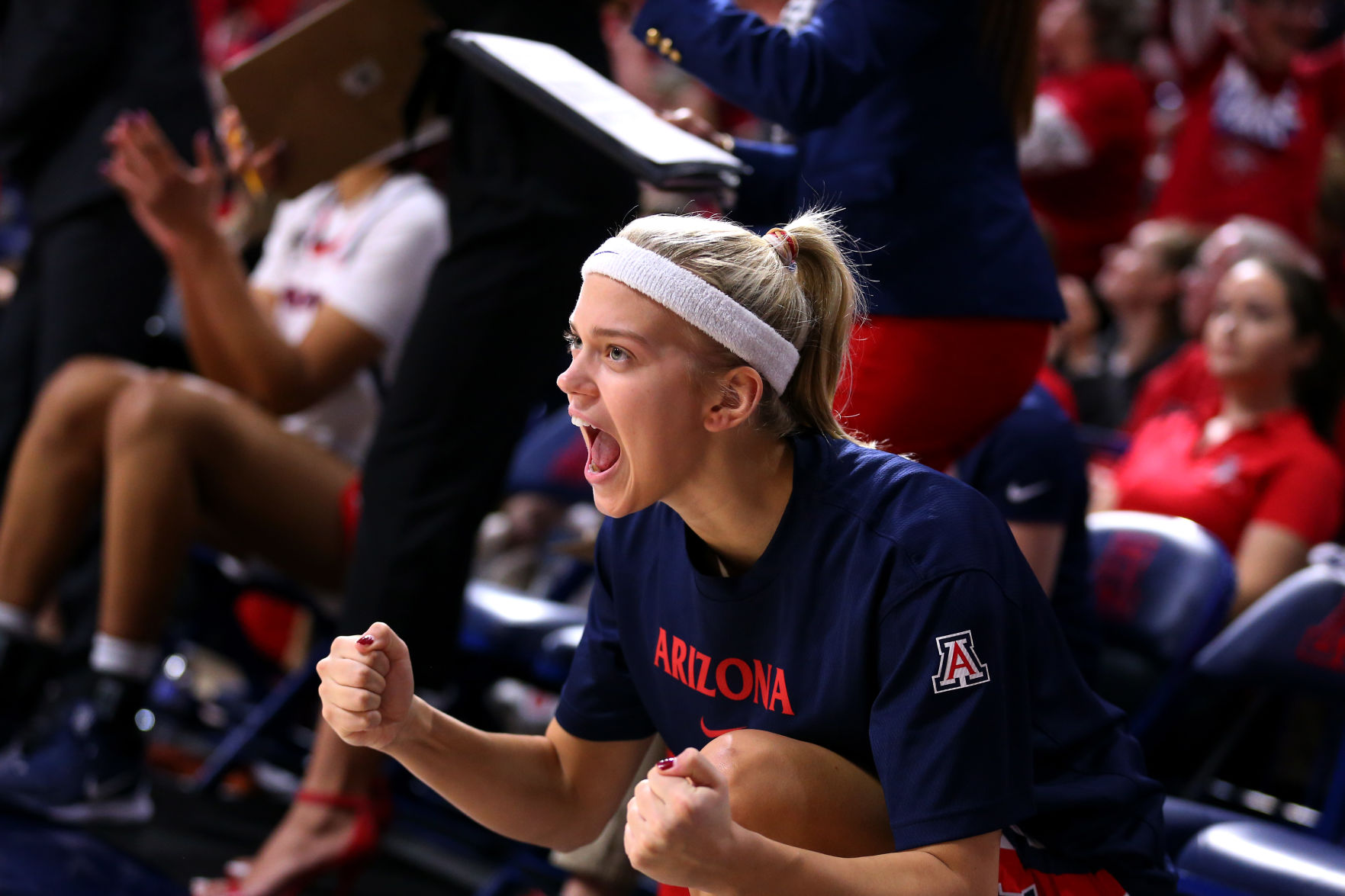 011120-sports-ArizonaWBB-05.JPG